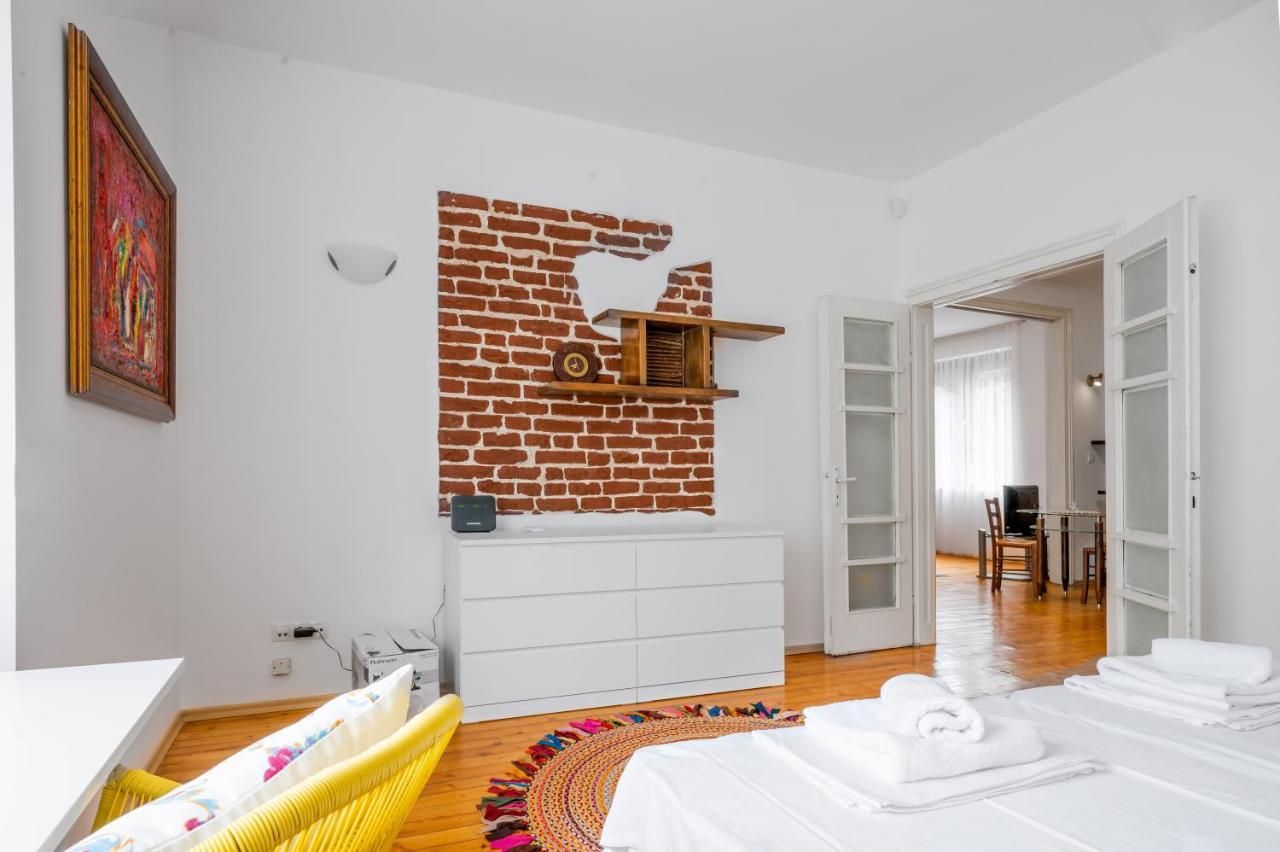 דירות Sofia'S Vintage Gem: Spacious 2Bd Flat On Solunska מראה חיצוני תמונה
